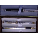 CROSS - Vintage Black Lacquered Cross Townsend fountain pen with sterling silver (?) cap. 'Alstom' -