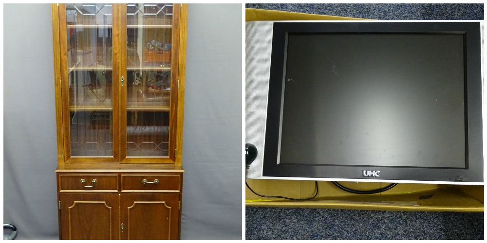 QUALITY REPRODUCTION MAHOGANY BOOKCASE SIDEBOARD having bevel cut upper glazed upper doors and fully