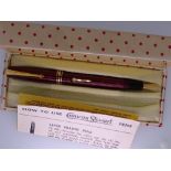 CONWAY STEWART - Vintage (1950s) Red Herringbone Conway Stewart No. 58 fountain pen with gold trim