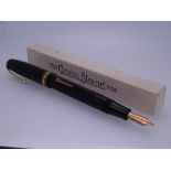 CONWAY STEWART - Vintage (early 1950s) Black The Conway Stewart No. 58 fountain pen with gold trim