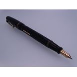 SWAN MABIE TODD - Vintage (1940s) Black Swan Mabie Todd 3240 Self Filler fountain pen with gold trim