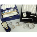 ASSORTED JEWELLERY & SILVER including 9ct gold signet ring, 9ct gold cufflinks, silver St