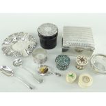 ASSORTED SILVER COLLECTABLES to include salt, ashtray, napkin ring, cigarette box, small Dublin