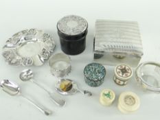 ASSORTED SILVER COLLECTABLES to include salt, ashtray, napkin ring, cigarette box, small Dublin