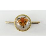 REVERSE CARVED INTAGLIO ESSEX CRYSTAL FOX HEAD BROOCH marked 9ct gold, Chester mark, maker William