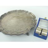 MODERN SILVER SALVER, BIRMINGHAM 1987, ARTHUR PRICE & CO., pie crust rim and three scroll feet,