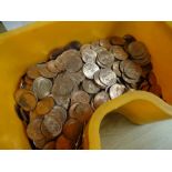 LARGE COLLECTION OF UNCIRCULATED 1967 ONE PENNY COINS (approx. 893), approx. weight 8.43kg