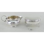 GEORGE V SILVER KIDNEY SHAPED RING BOX & SILVER CREAM JUG, 5.2ozs gross(2) Condition Report: