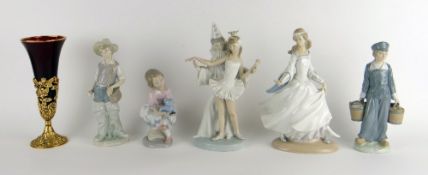 FIVE LLADRO PORCELAIN FIGURES in boxes and a gilt metal mounted glass vase (6)