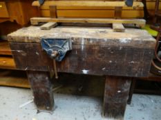 VINTAGE HEAVY DUTY WORKMAN'S BENCH with 'Record' cast iron vice, 121 x 86cms