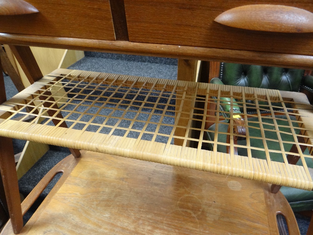 DANISH TEAK OCCASIONAL FURNITURE BY JOHANNES ANDERSEN OF DENMARK including butler's tray on - Image 19 of 20