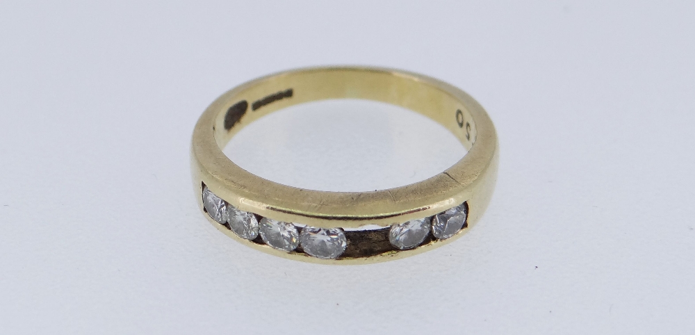 18CT YELLOW GOLD SEVEN-STONE DIAMOND RING (SIX STONES, ONE MISSING), 4.3gms - Image 3 of 4