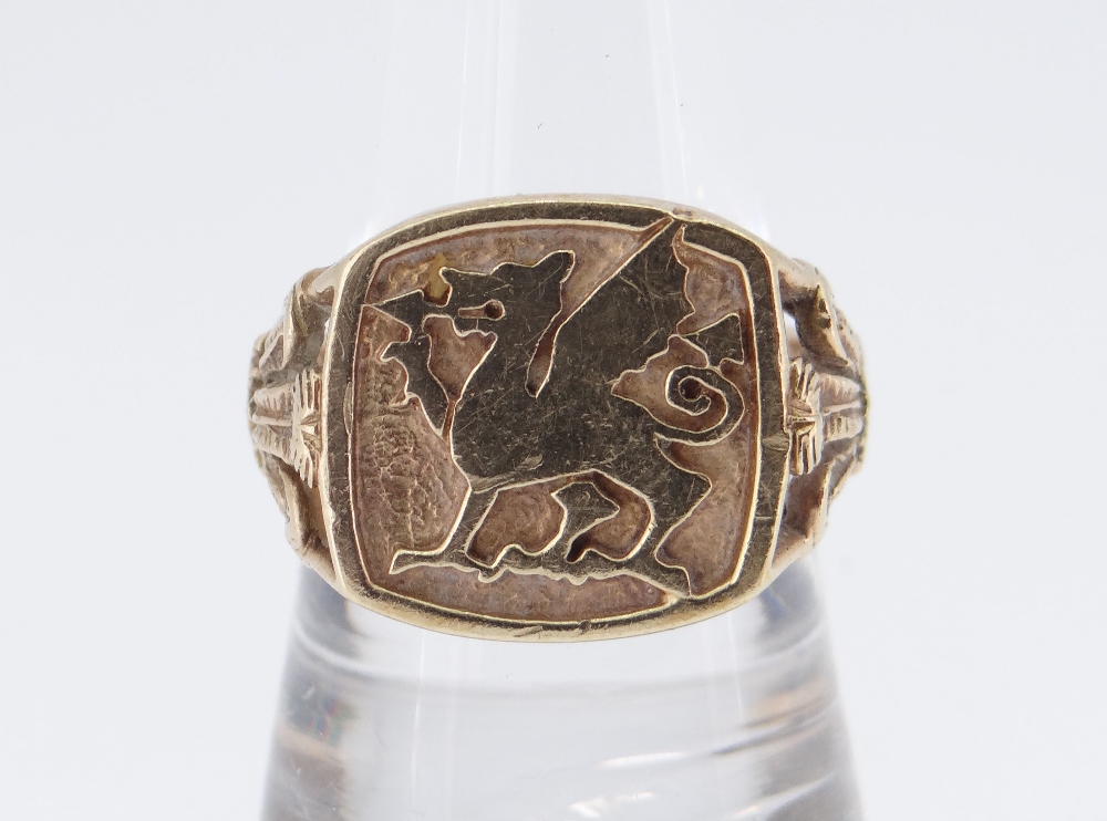 9CT GOLD WELSH DRAGON DESIGN RING, 7.8gms - Image 5 of 5