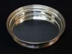 MODERN SILVER CIRCULAR BOTTLE COASTER, BIRMINGHAM 1995, BROADWAY & CO