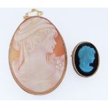 9CT GOLD CARVED CAMEO BROOCH TOGETHER WITH 9ct gold small carved onxy cameo brooch in Lynn Thomas