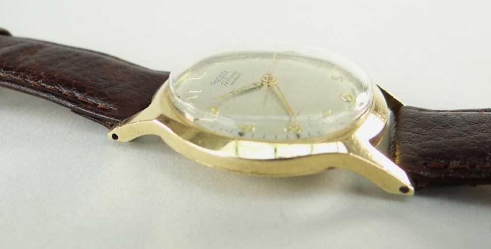 VINTAGE 9CT GOLD ROTARY GENTLEMANS WRISTWATCH, Swiss cal. 645 (ETA 2370) manual wind 17-Jewel - Image 3 of 7