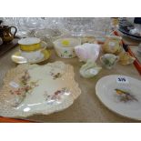 ASSORTED ROYAL WORCESTER & BELLEEK CABINET CHINA