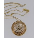 9CT GOLD & MOTHER OF PEARL PENDANT ON FINE LINK CHAIN, 4.9gms