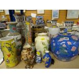 ASSORTED ORIENTAL-STYLE & CHINESE PORCELAIN VASES, 20TH CENTURY