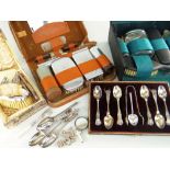 ASSORTED SILVER ITEMS to include cased teaspoons, case brush and comb set, five Rodway golf spoons