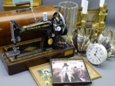 CASED VINTAGE SINGER SEWING MACHINE and a selection of modern table lamps ETC