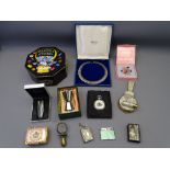 MIXED COLLECTABLES GROUP including a cased sterling silver necklace, collectable lighters, vesta