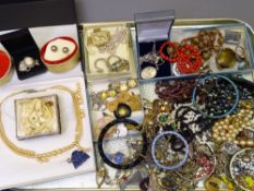 VINTAGE & LATER COSTUME JEWELLERY, coral type, sterling silver, lapis lazuli and other interesting