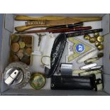 MIXED GROUP OF COLLECTABLES including vintage fountain pens, pocket knives, coinage, cigarette