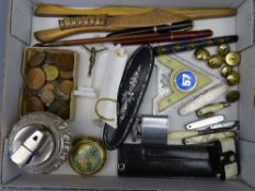 MIXED GROUP OF COLLECTABLES including vintage fountain pens, pocket knives, coinage, cigarette