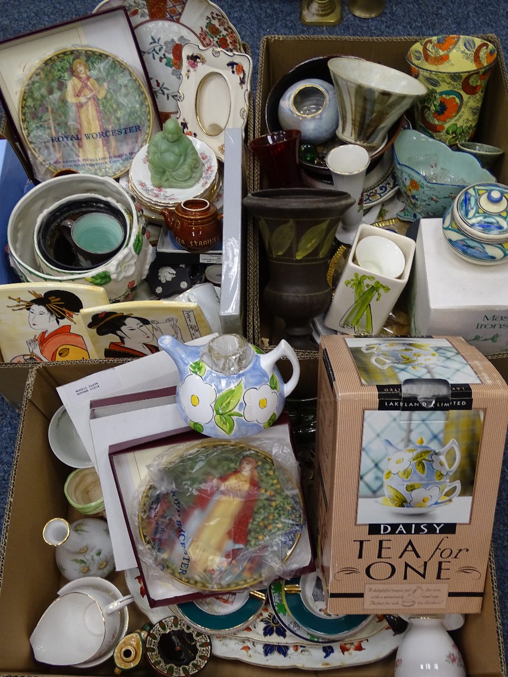 STUDIO POTTERY, HONITON, boxed Pastime Collector's plates, Masons Mandalay and other china items,