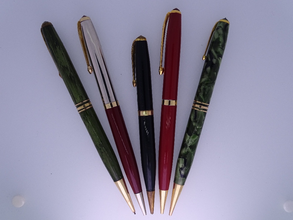 CONWAY STEWART - 2 vintage (1950s) Conway Stewart The Conway No.33 propelling pencils: 1 Green