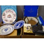 BOXED COMMEMORATIVES - a quantity in two boxes including Wedgwood, Coalport, Royal Worcester,