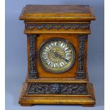 CLOCKS - The British United Clock Company pendulum mantel/bracket clock, 29cms tall