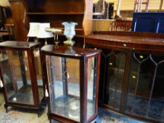 ASSORTED FURNITURE including modern reproduction oak dresser, 122cms wide together with two modern