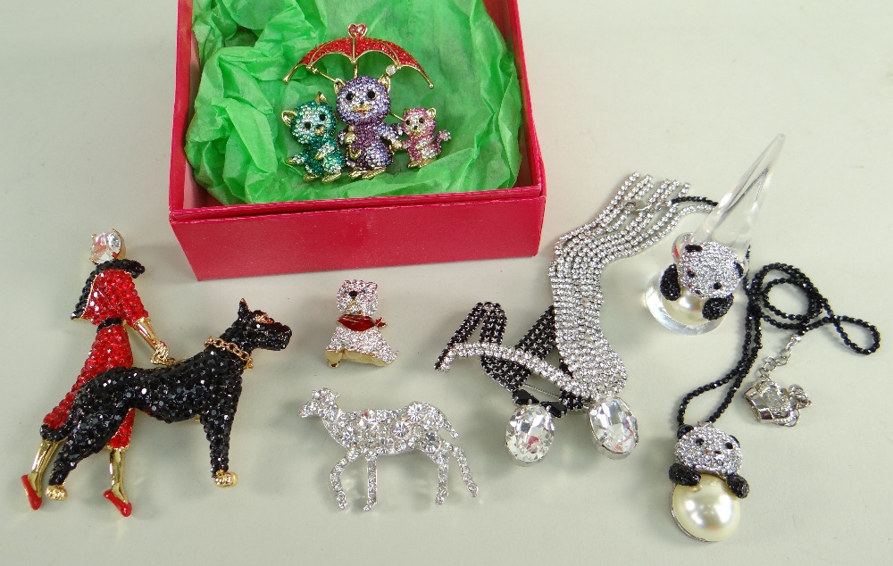 ASSORTED BUTLER & WILSON BOXED JEWELLERY to include panda pendant on chain, teddy bear bar brooch,