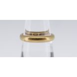 22CT YELLOW GOLD WEDDING BAND, 4.8gms