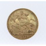 VICTORIAN GOLD SOVEREIGN, 1895, old head, 8gms