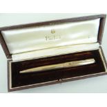 9CT GOLD PARKER 61 BALLPOINT PEN in vintage Parker box stamped 'P.1' to the reverse, 18.1gms