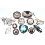 ASSORTED SILVER JEWELLERY comprising two Celtic design bar brooches, specimen bar brooches,