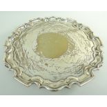GEORGE V SILVER SALVER, SHEFFIELD 1934, BY WALKER & HALL with pie crust edge, 28.7 t.oz, 31.5cms di