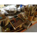LARGE ASSORTMENT OF WOOD & METAL UTENSILS & DECORATIVE ITEMS including butter pats, spurtles, abacus