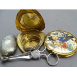 SMALL SILVER, VINTAGE POWDER COMPACTS and a white metal vesta case to include an early pair of