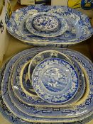 TRANSFER PATTERN BLUE & WHITE DINNERWARE, a mixed quantity including a large platter with juice