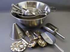 STAINLESS STEEL BOWLS & COOKWARE with a small quantity of EPNS cutlery ETC