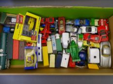 BOXED & LOOSE DIECAST VEHICLES, a quantity by Corgi, Matchbox, Burago and others to include