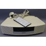 BOSE WADE RADIO IN CREAM WITH REMOTE CONTROL E/T