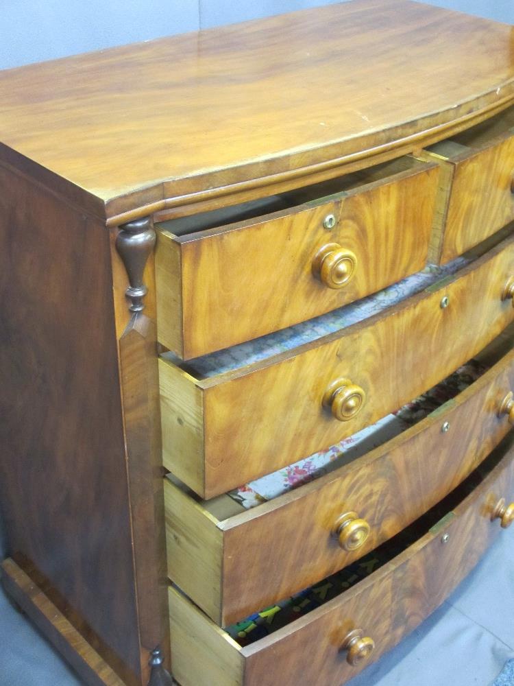 VICTORIAN MAHOGANY BOW FRONTED CHEST of two short over three long drawers, 111cms H, 106cms W, 58cms - Image 2 of 3