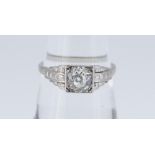 ART DECO PLATINUM & SOLITAIRE DIAMOND RING, 0.75ct approximately (visual estimate), round diamond in