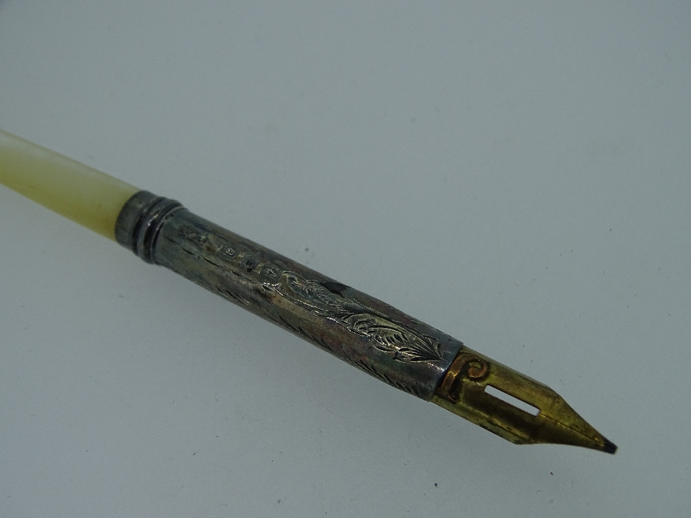 TWO ANTIQUE PROPELLING PENCILS - 1 Rolled Gold Lady Yard O Lette; 1 gold coloured, also one - Image 2 of 3