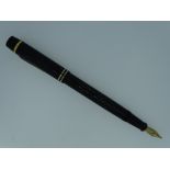 VINTAGE ONOTO 'THE PEN' No.6233 (SHORT) FOUNTAIN PEN - (1930s) Chased Black De La Rue with gold